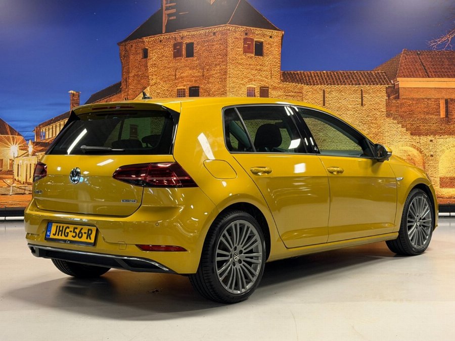 Volkswagen Golf, foto 2