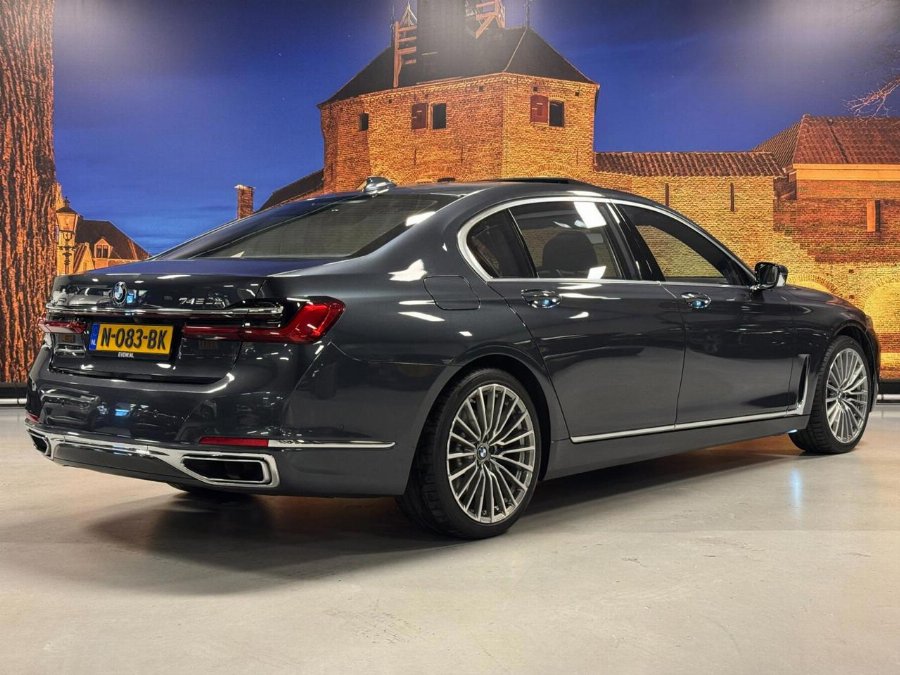 BMW 7-serie, foto 2