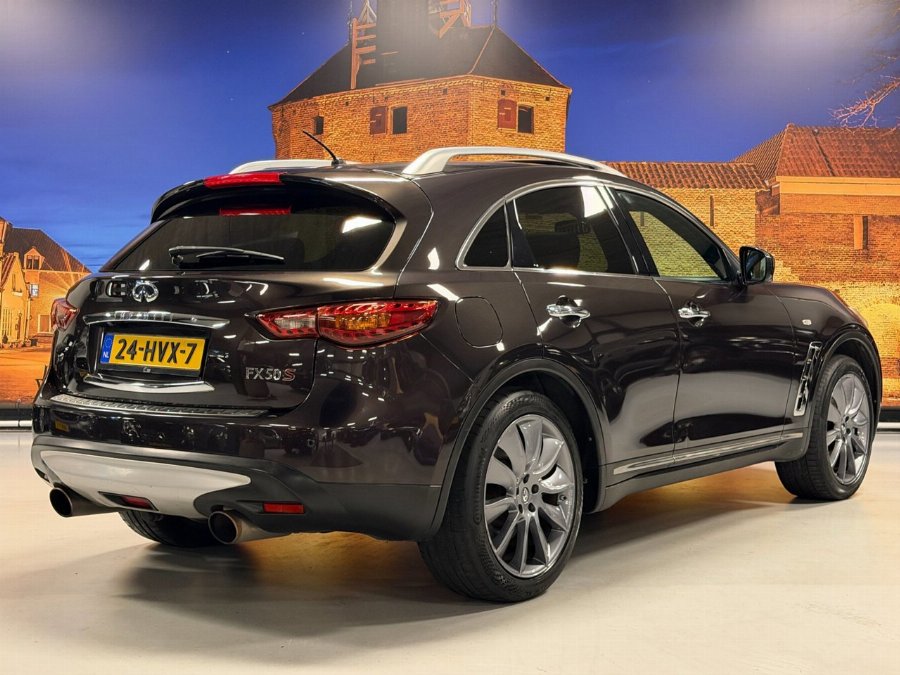 Infiniti FX, foto 2