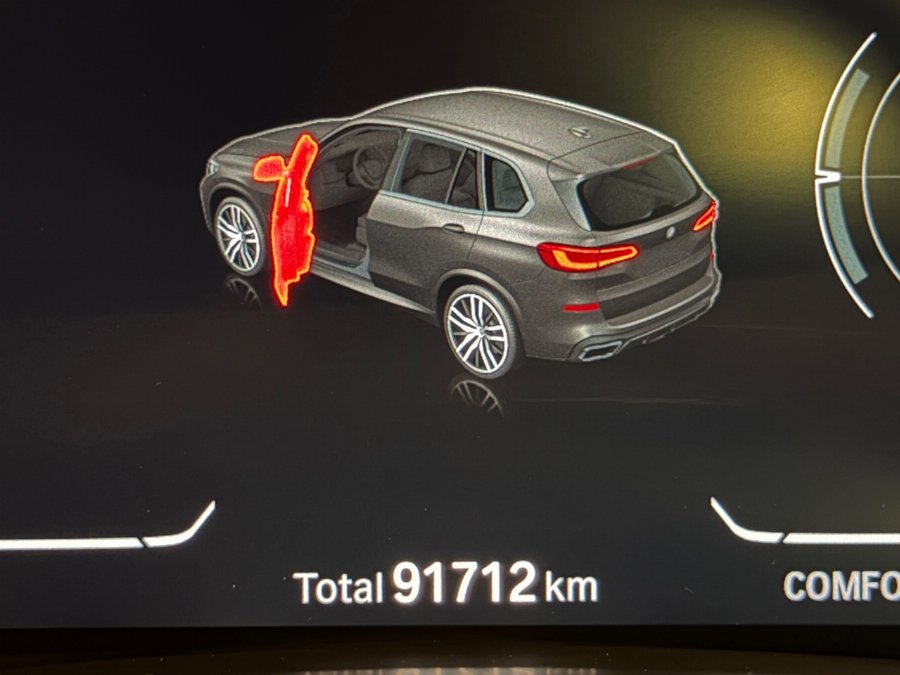 BMW X5, foto 6